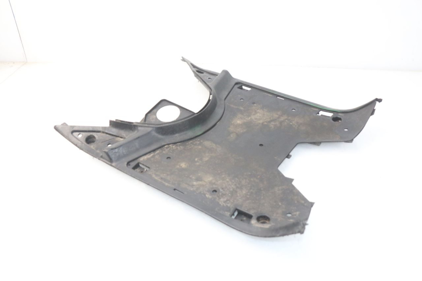 photo de TAPA REPOSAPIES PEUGEOT SV 80 (1993 - 1997) - Detalles de los puntos de fijación