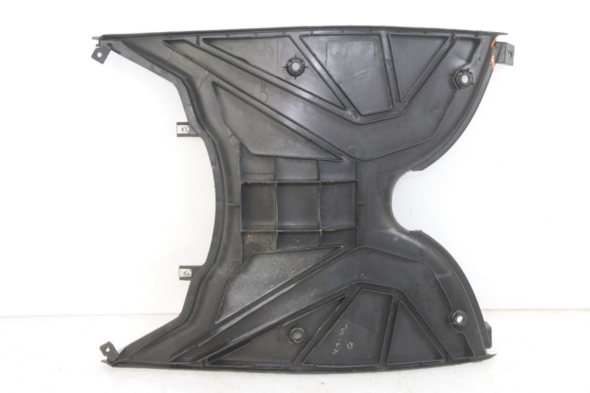 photo de ESTRIBO APRILIA SXR 50 (2021 - 2023) - Detalles de los puntos de fijación