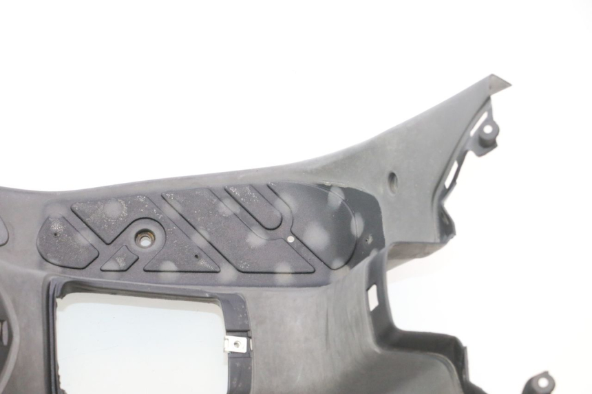 photo de TAPA REPOSAPIES PEUGEOT TKR TREKKER FURIOUS 50 (2005 - 2014) - Zoom calidad de ocasión