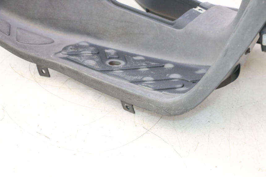 photo de TAPA REPOSAPIES PEUGEOT TKR TREKKER FURIOUS 50 (2005 - 2014) - Estado de la superficie y material