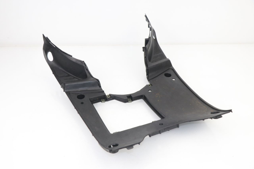 photo de TAPA REPOSAPIES TNT MOTOR ROMA 10' 4T 50 (2007 - 2018) - Zoom estado de uso