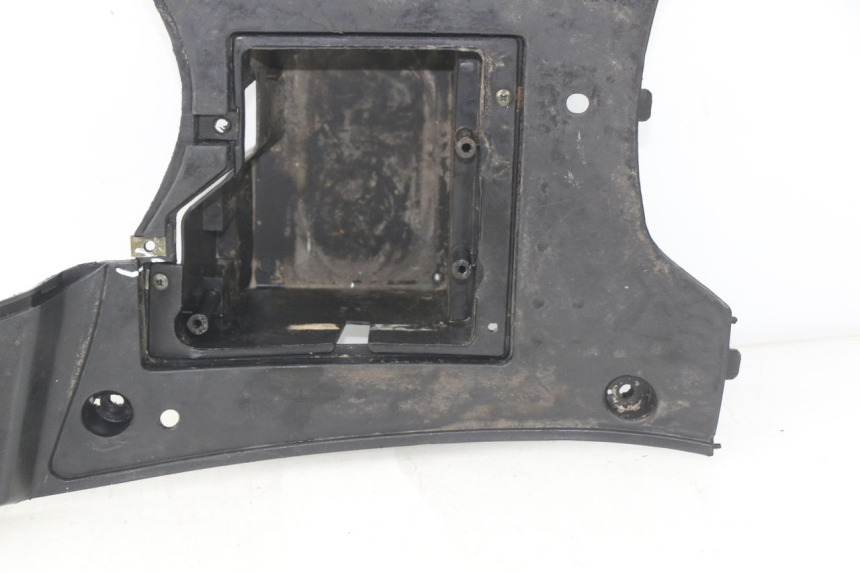 photo de TAPA REPOSAPIES BAOTIAN TRAVEL SPIRIT 50 (2010 - 2012) - Otra vista del artículo