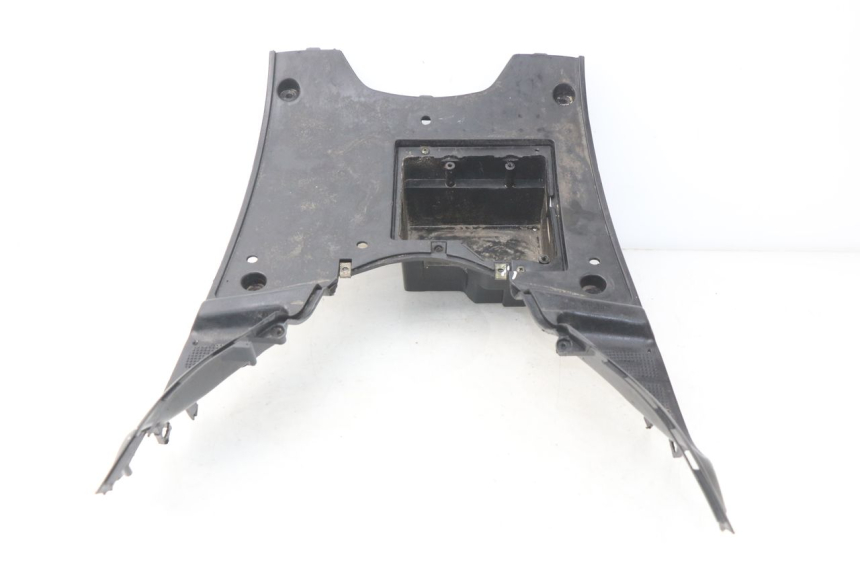 photo de TAPA REPOSAPIES BAOTIAN TRAVEL SPIRIT 50 (2010 - 2012) - Vista general del producto