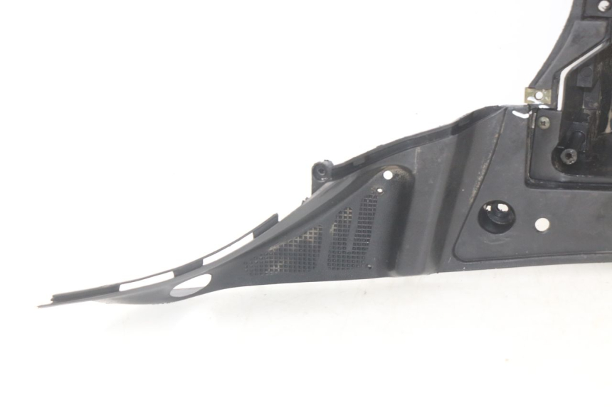 photo de TAPA REPOSAPIES BAOTIAN TRAVEL SPIRIT 50 (2010 - 2012) - Marcados y referencias originales