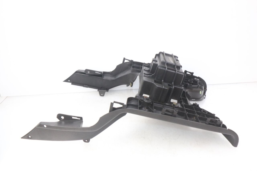 photo de TAPA REPOSAPIES PEUGEOT TWEET 4T 50 (2018 - 2022) - Otra perspectiva