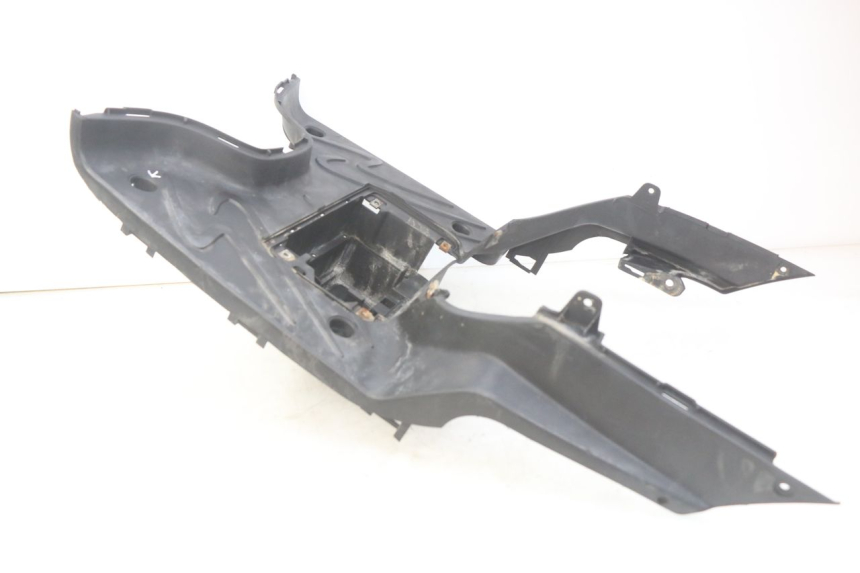 photo de ESTRIBO PEUGEOT TWEET 4T 50 (2010 - 2014) - Estado de la superficie y material