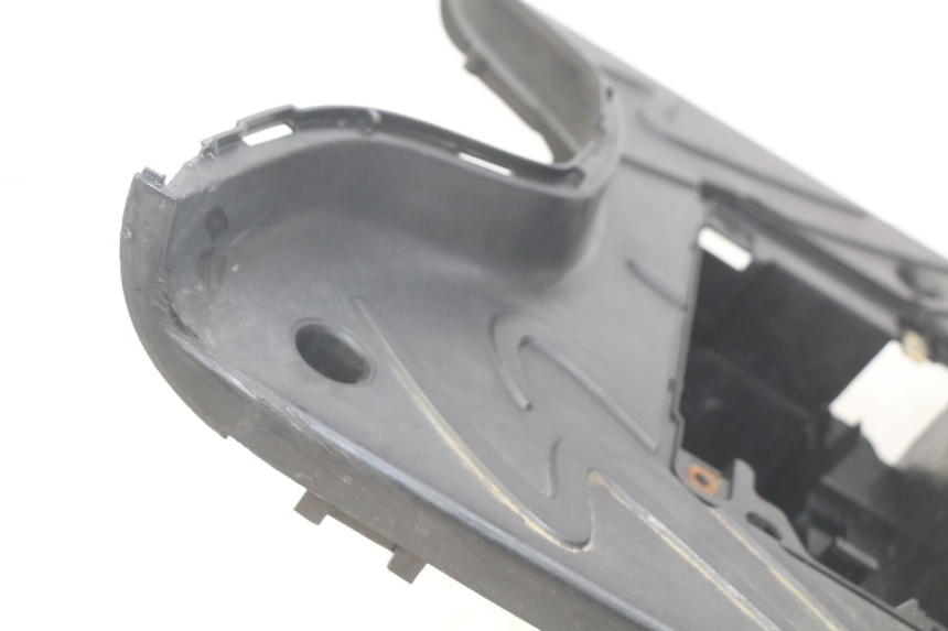 photo de ESTRIBO PEUGEOT TWEET 4T 50 (2010 - 2014) - Detalle de la pieza