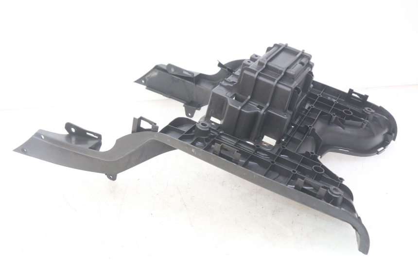 photo de ESTRIBO PEUGEOT TWEET 4T 50 (2010 - 2014) - Primer plano técnico