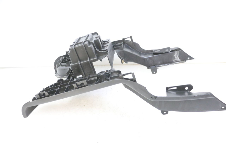 photo de TAPA REPOSAPIES PEUGEOT TWEET 4T 50 (2018 - 2022) - Primer plano técnico