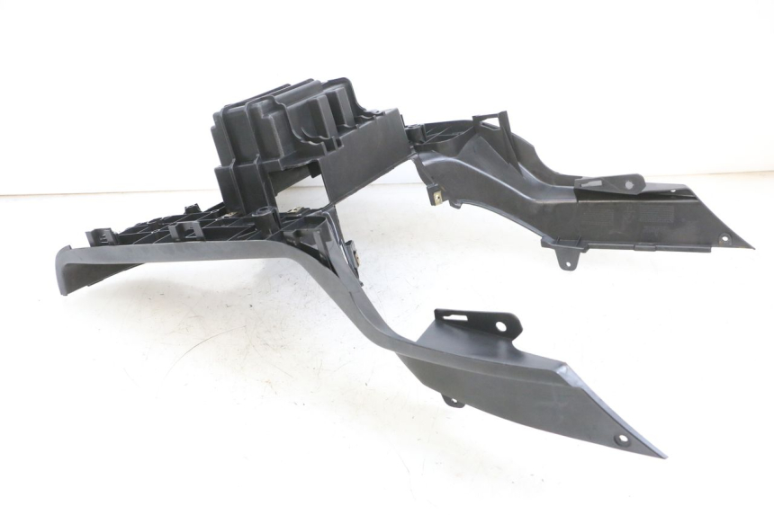 photo de TAPA REPOSAPIES PEUGEOT TWEET PRO EFI 4T 50 (2021 - 2022) - Primer plano técnico