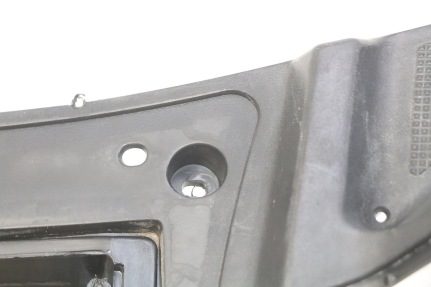 photo de ESTRIBO PEUGEOT V-CLIC VCLIC 50 (2007 - 2013) - Detalle de la pieza