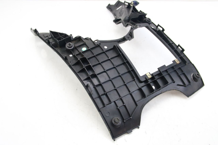 photo de ESTRIBO PEUGEOT V-CLIC VCLIC 50 (2007 - 2013) - Características distintivas