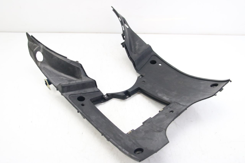 photo de ESTRIBO PEUGEOT V-CLIC VCLIC 50 (2007 - 2013) - Primer plano técnico