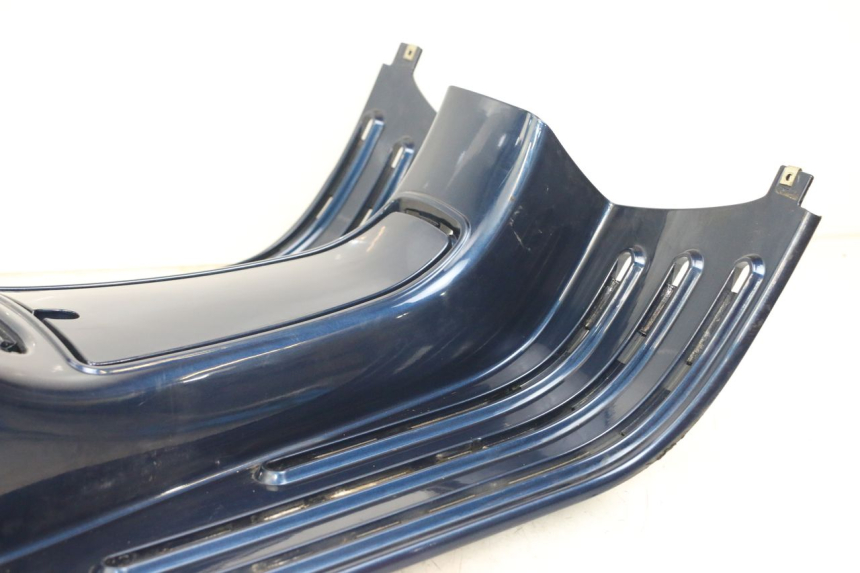 photo de TAPA REPOSAPIES PIAGGIO VESPA LX 125 (2005 - 2010) - Vista general del producto