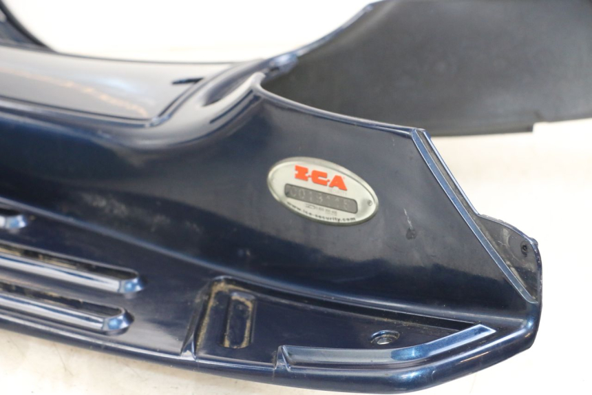 photo de TAPA REPOSAPIES PIAGGIO VESPA LX 125 (2005 - 2010) - Recambio usado revisado