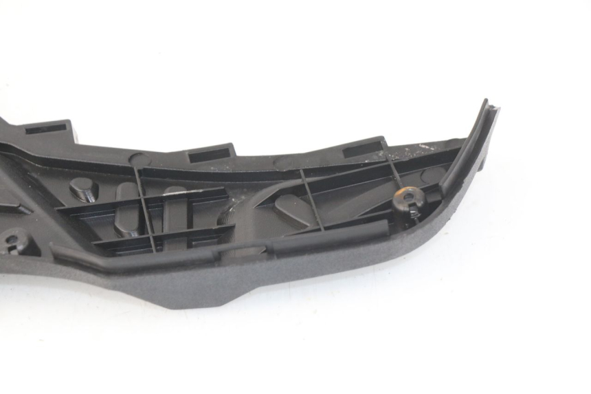 photo de TAPA REPOSAPIES EUROCKA VIRTUALITY GT 4T 50 (2011 - 2017) - Zoom estado de uso