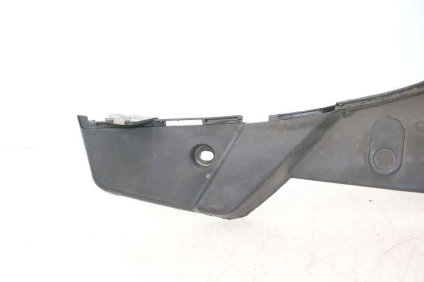 photo de ESTRIBO PEUGEOT VIVACITY NEW 2T 50 (2008 - 2017) - Detalle de la pieza