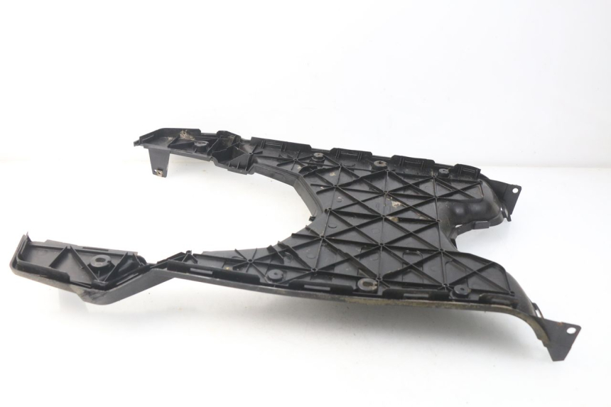 photo de ESTRIBO PEUGEOT VIVACITY NEW 4T 50 (2008 - 2017) - Detalle de la pieza