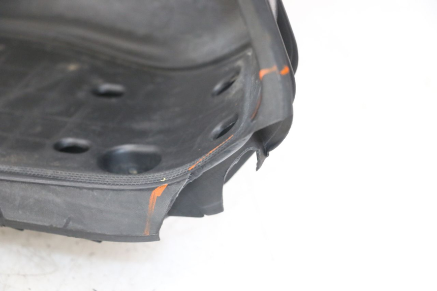 photo de ESTRIBO YAMAHA XMAX X-MAX 125 (2006 - 2009) - Recambio usado revisado