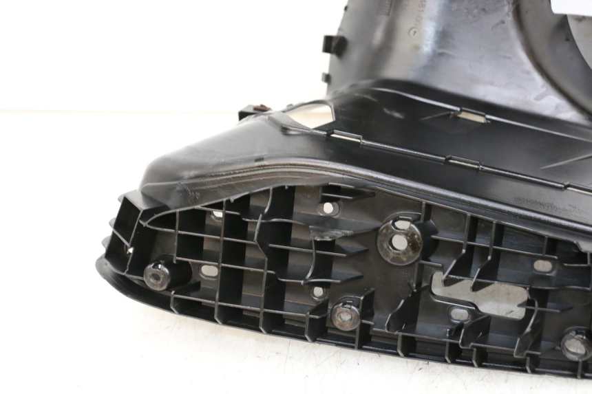 photo de ESTRIBO YAMAHA XMAX X-MAX 125 (2006 - 2009) - Otra perspectiva