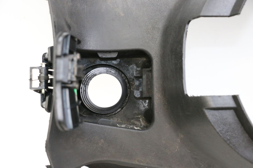 photo de ESTRIBO YAMAHA XMAX X-MAX 125 (2006 - 2009) - Recambio usado revisado