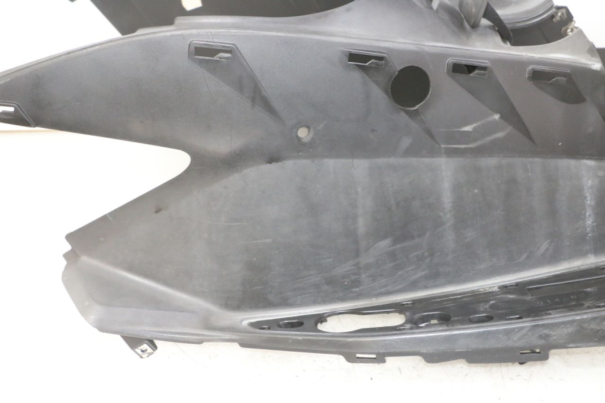 photo de ESTRIBO YAMAHA X-MAX XMAX 125 (2010 - 2013) - Zoom sobre los componentes