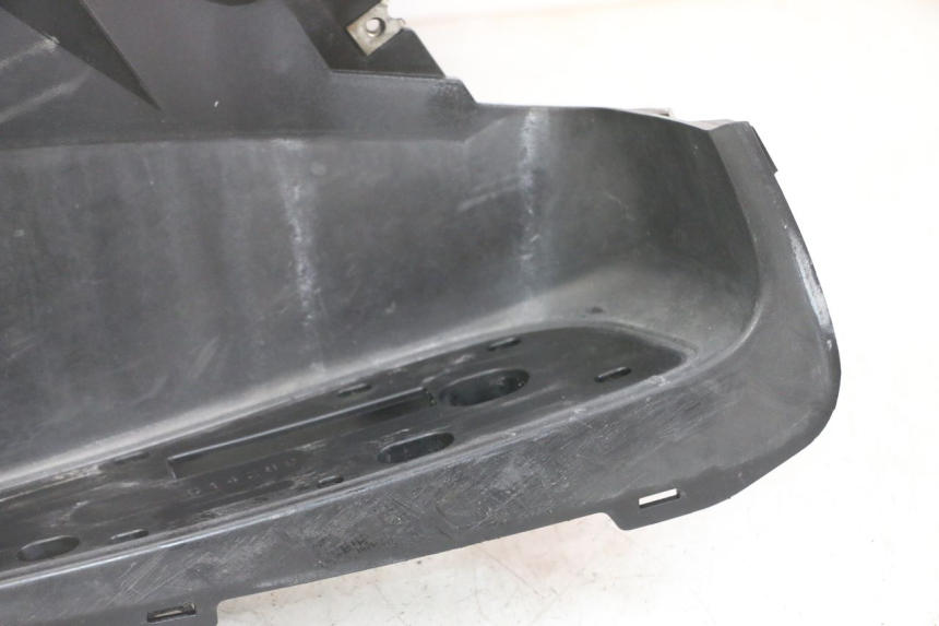 photo de ESTRIBO YAMAHA X-MAX XMAX 125 (2010 - 2013) - Primer plano de alta resolución