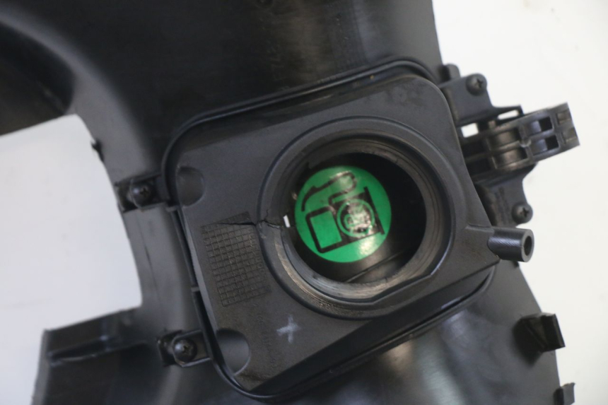 photo de ESTRIBO YAMAHA XMAX X-MAX 125 (2006 - 2009) - Zoom sobre los componentes