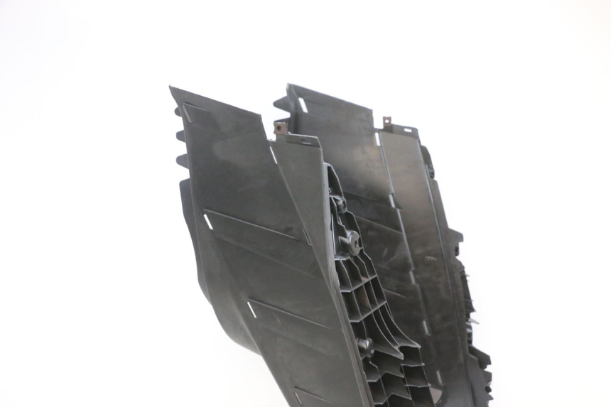 photo de ESTRIBO YAMAHA XMAX X-MAX 125 (2006 - 2009) - Otra perspectiva