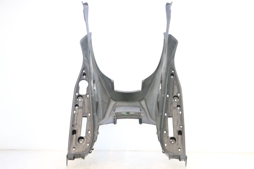 photo de ESTRIBO YAMAHA X-MAX XMAX 125 (2010 - 2013) - Primer plano técnico