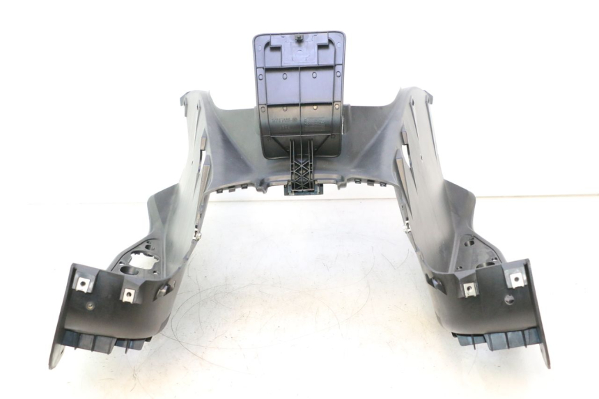 photo de ESTRIBO YAMAHA X-MAX XMAX 125 (2010 - 2013) - Estado de la superficie y material
