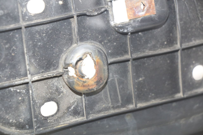 photo de ESTRIBO TGB X-MOTION XMOTION 125 (2008 - 2014) - Detalles de los puntos de fijación