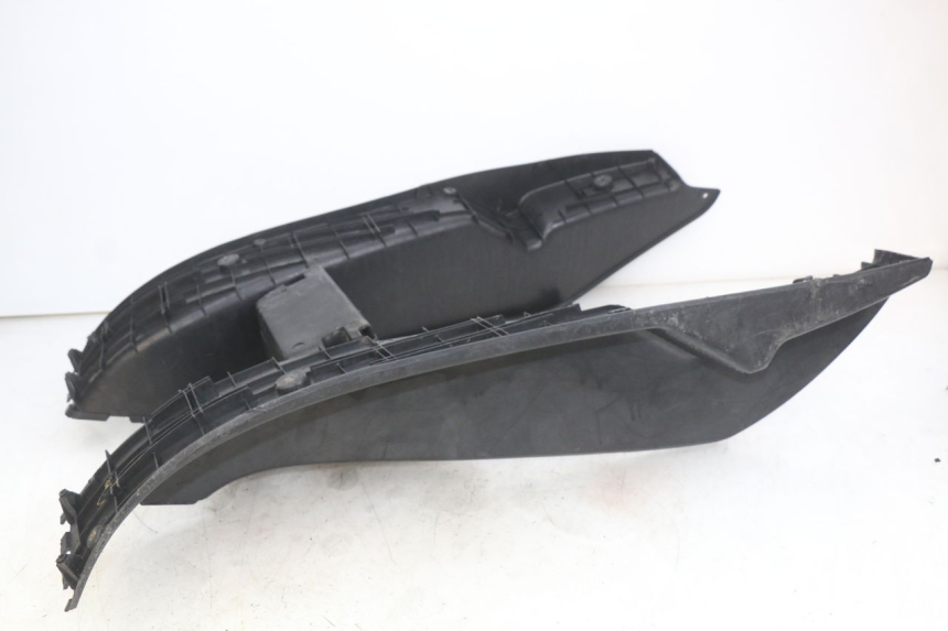 photo de ESTRIBO YAMAHA YP MAJESTY 125 (1998 - 2001) - Zoom estado de uso