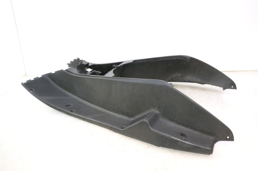 photo de TAPA REPOSAPIES YAMAHA YP MAJESTY 125 (2002 - 2006) - Inspección visual detallada