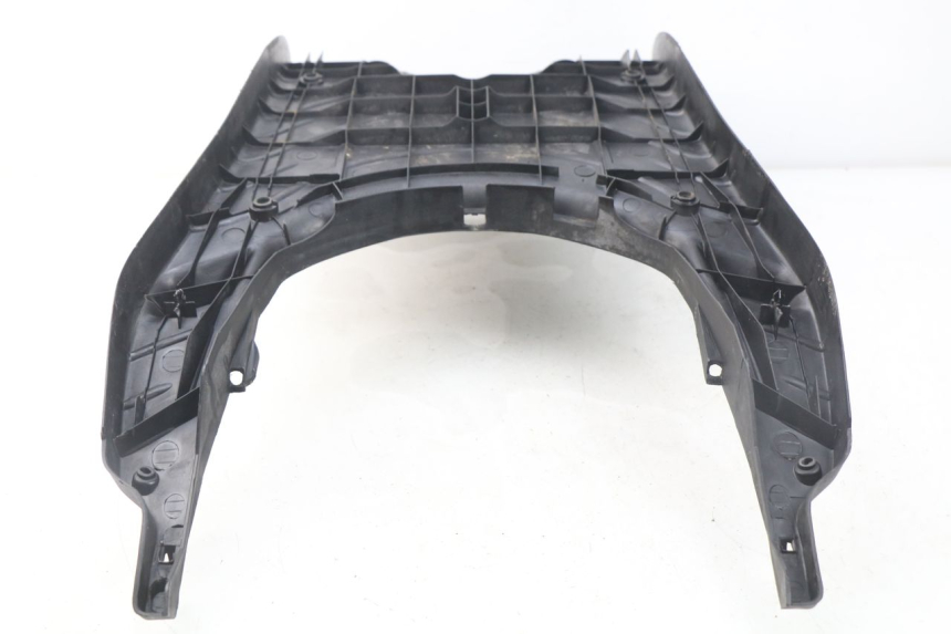 photo de ESTRIBO PIAGGIO ZIP 4T 50 (2018 - 2020) - Estado de la superficie y material