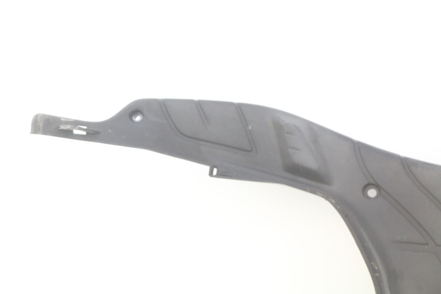 photo de ESTRIBO PIAGGIO ZIP 4T 50 (2018 - 2020) - Estado de la superficie y material