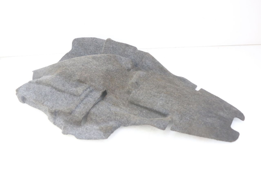 photo de MOQUETA BAÚL HONDA FES PANTHEON 125 (2003 - 2007) - Detalle de la pieza