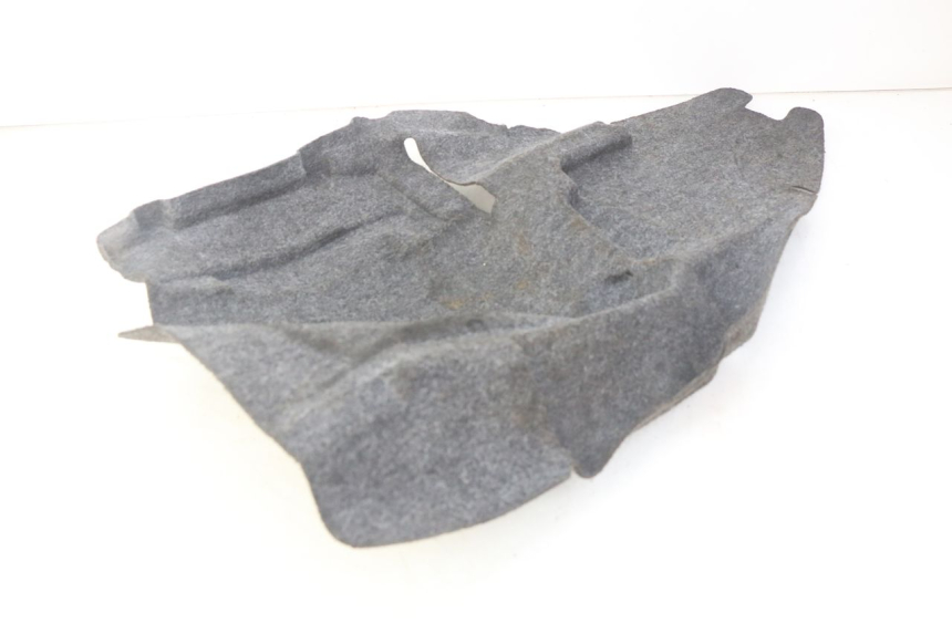 photo de MOQUETA BAÚL HONDA FES PANTHEON 125 (2003 - 2007) - Zoom estado de uso