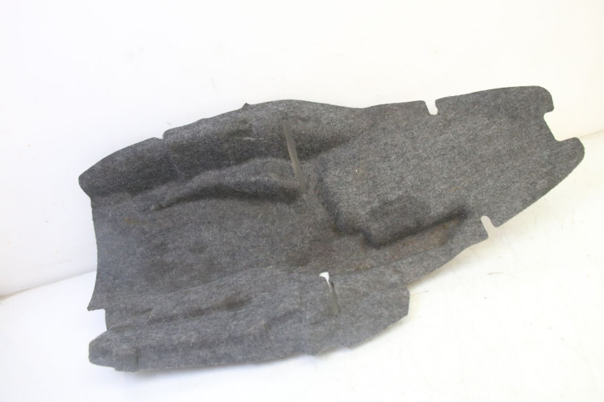 photo de MOQUETA BAÚL HONDA FES S-WING SWING ABS 125 (2007 - 2015) - Zoom estado de uso