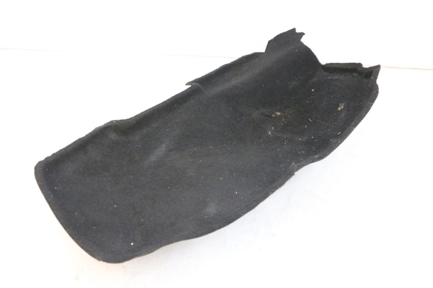 photo de COFRE ALFOMBRA PIAGGIO MP3 HPE 350 (2018 - 2020) - Estado de la superficie y material