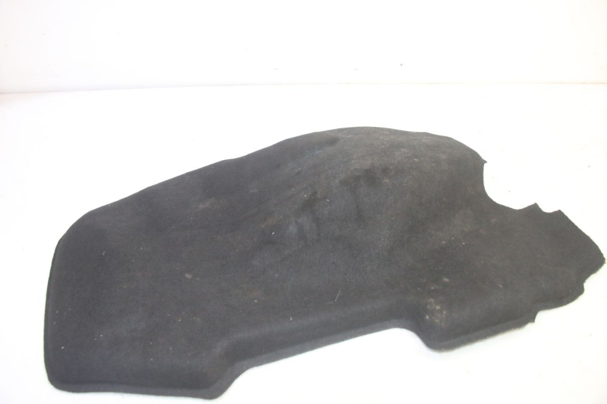 photo de COFRE ALFOMBRA PIAGGIO MP3 500 (2016 - 2018) - Zoom estado de uso