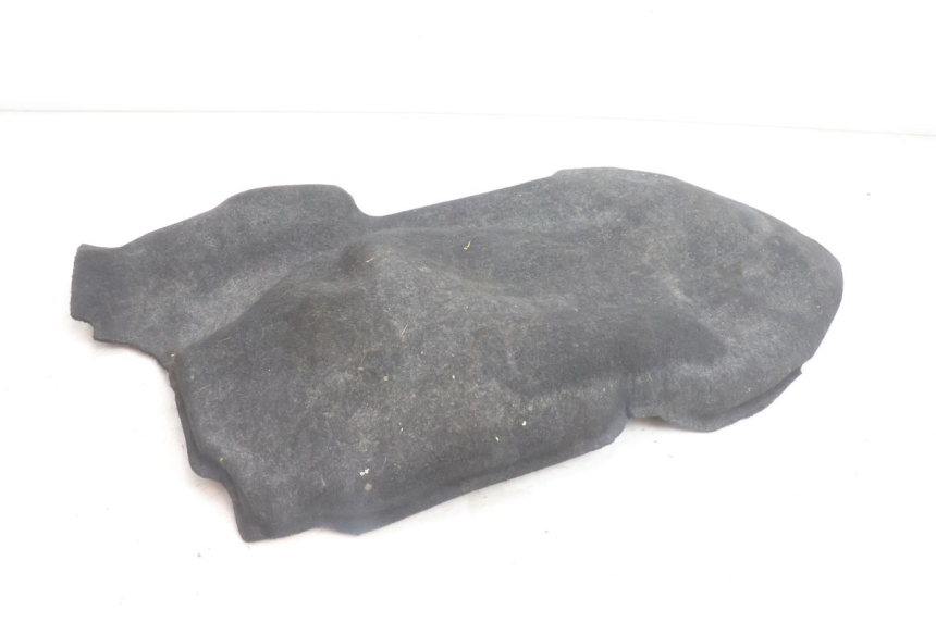photo de COFRE ALFOMBRA PIAGGIO MP3 500 (2016 - 2018) - Detalles de los puntos de fijación