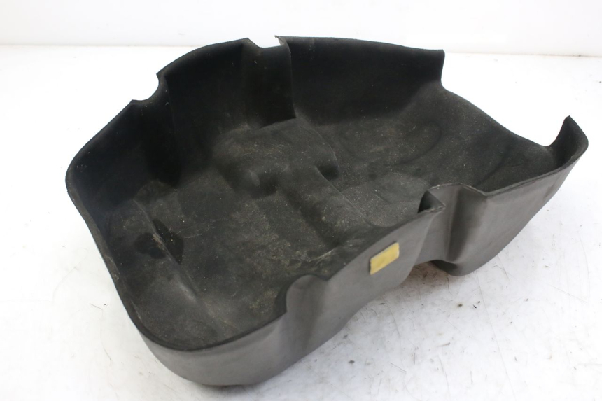 photo de MOQUETA BAÚL PEUGEOT SATELIS 125 (2010 - 2012) - Vista principal