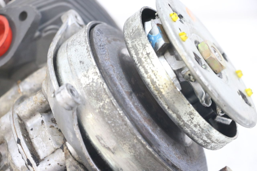 photo de MOTOR PEUGEOT 103 VOGUE VS2 50 (2004 - 2017) - Zoom estado de uso