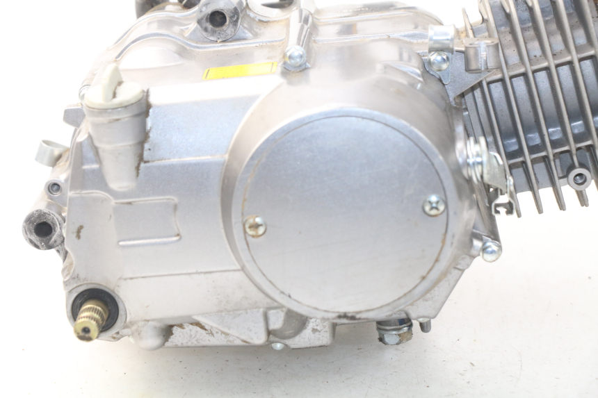 photo de MOTOR ORION AGB37 CRF1 DIRT BIKE 125 (2013 - 2021) - Características distintivas