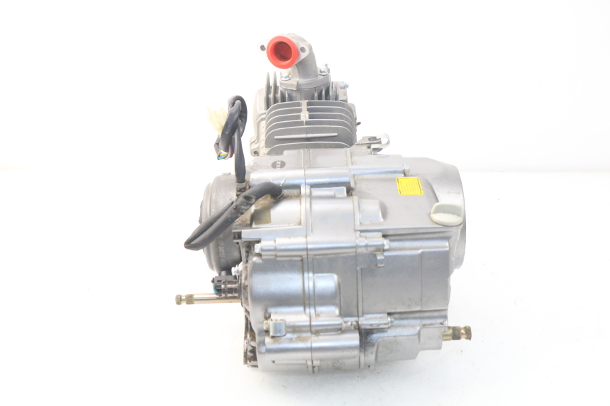 photo de MOTOR ORION AGB37 CRF1 DIRT BIKE 125 (2013 - 2021) - Primer plano técnico