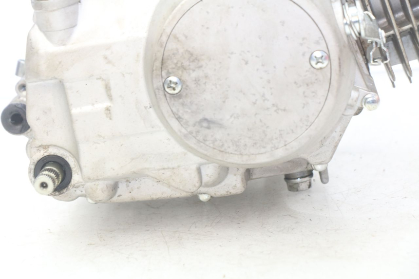 photo de MOTOR ORION AGB37 CRF1 DIRT BIKE 125 (2013 - 2021) - Otra perspectiva