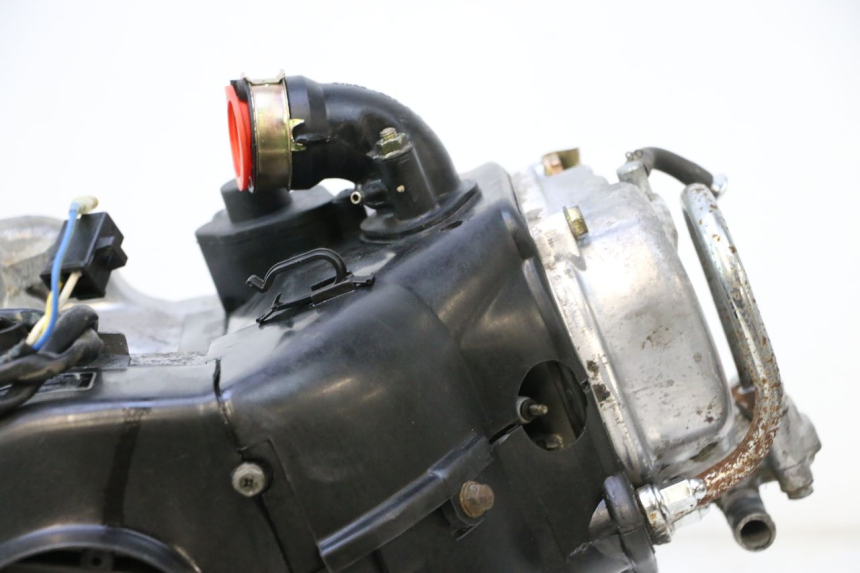 photo de MOTOR KYMCO AGILITY 4T 10" 50 (2005 - 2018) - Primer plano de alta resolución