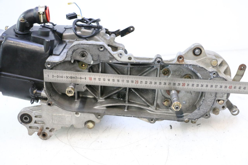 photo de MOTOR KYMCO AGILITY 4T 10" 50 (2005 - 2018) - Otra perspectiva