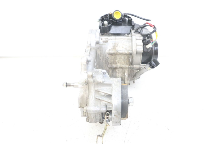 photo de MOTOR KYMCO AGILITY 4T 50 (2018 - 2022) - Detalles de los puntos de fijación